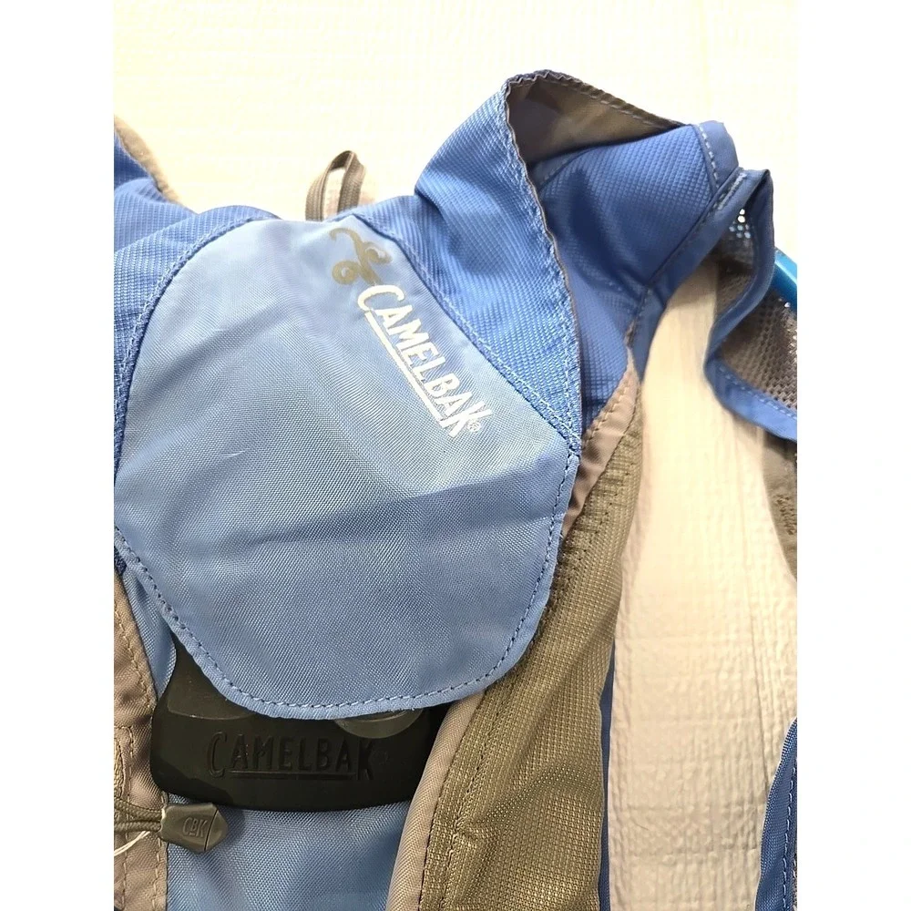 CamelBak Charm Hydration Pack 1.5L 50oz Blue Lightweight Hiking Backpack Kids L